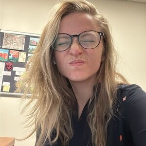 Meet your Posher, Erinn